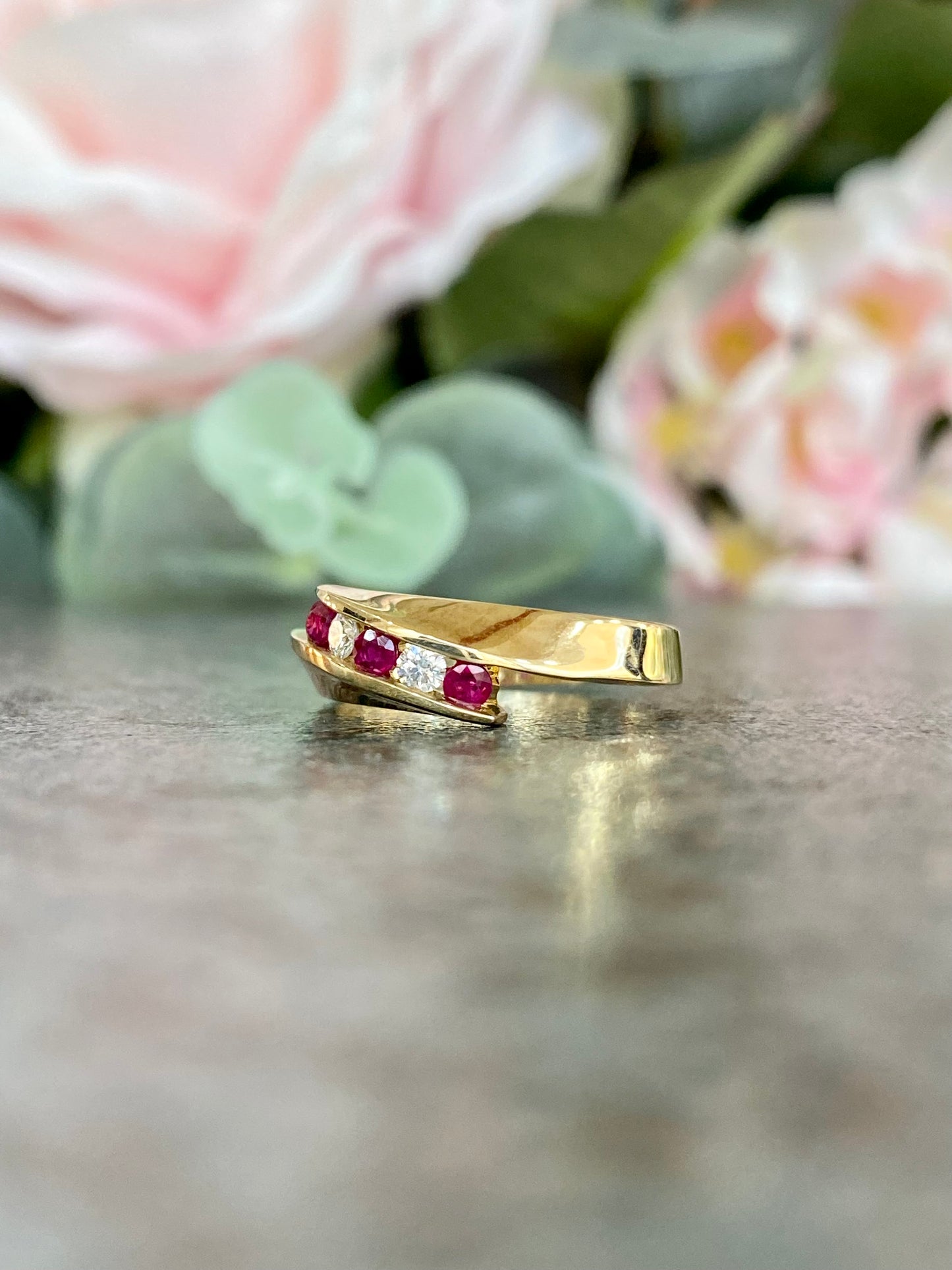 10KT .08ct Diamond and Ruby Gemstone Ring