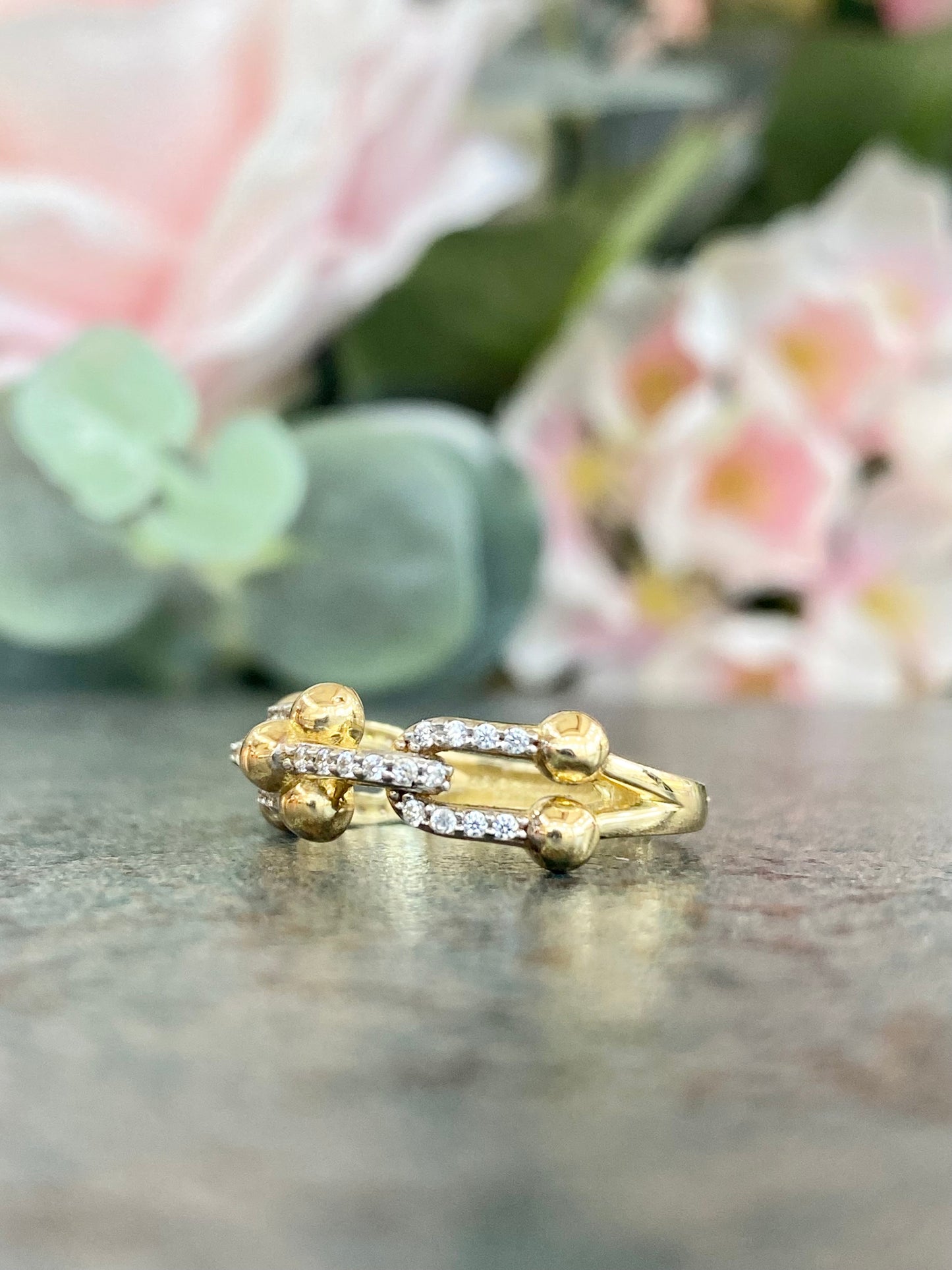 10KT Ladies Gold and CZ Ring