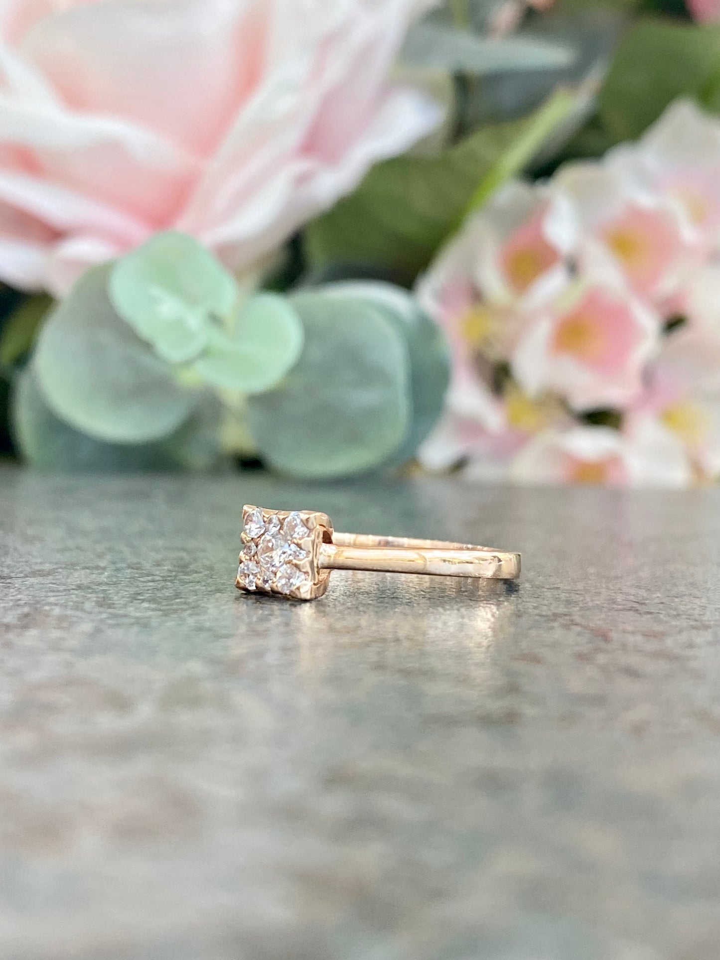 10KT Ladies Gold and CZ Ring