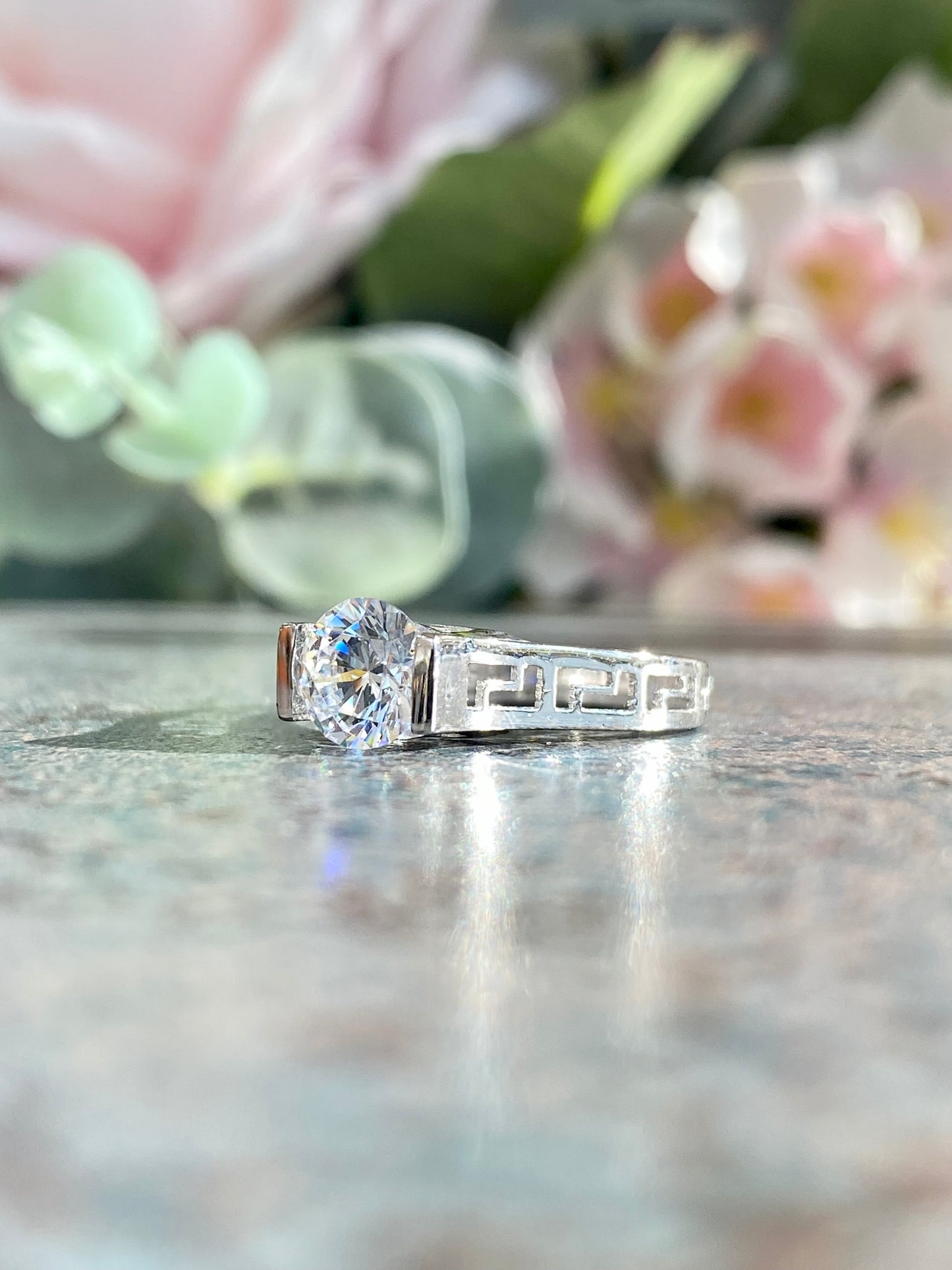 10KT Ladies Gold and CZ Ring