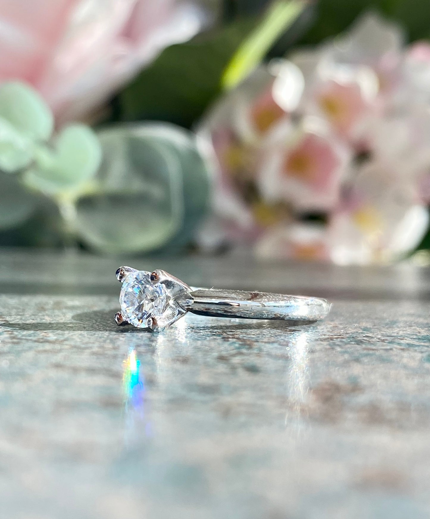 10KT Ladies Gold and CZ Ring