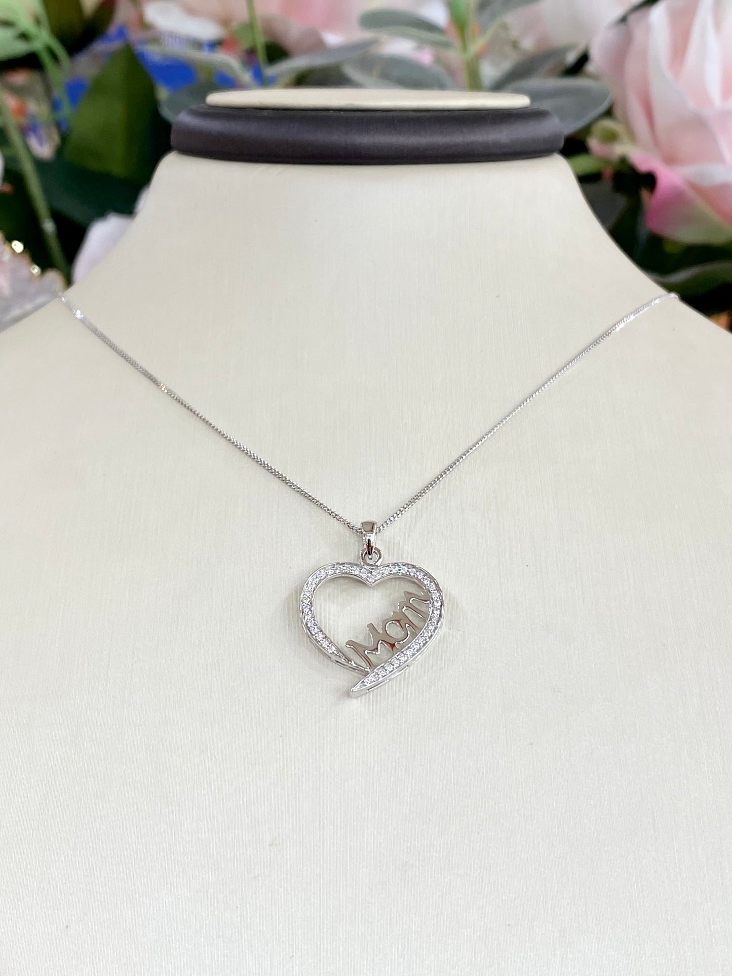 10KT "Mom" .15ct Diamond Necklace