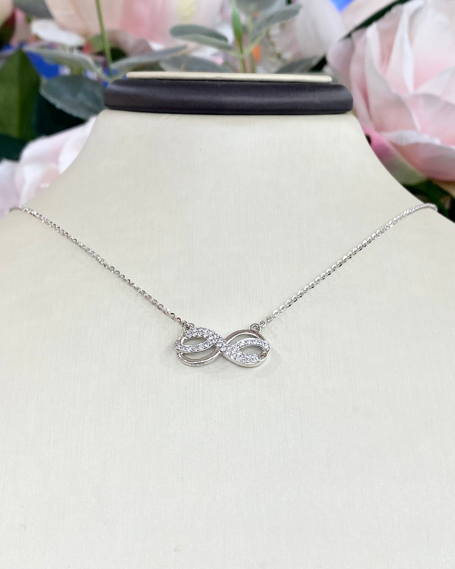 10KT Infinity .20ct Diamond Necklace