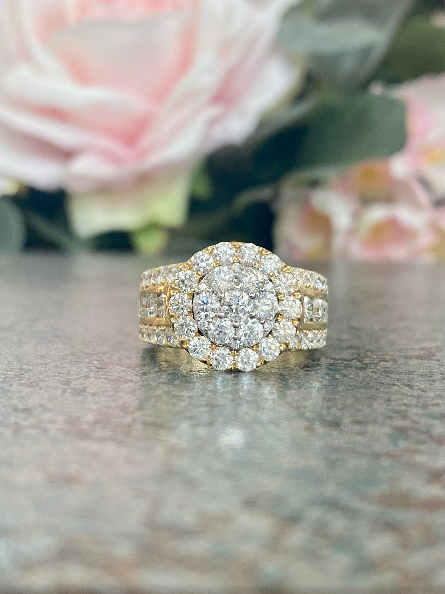 10KT 3.00ct Ladies Engagement Ring