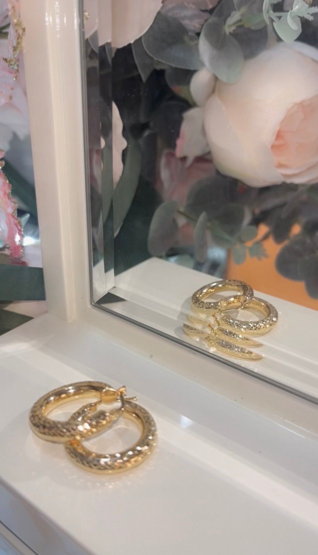 10KT HOOP EARRINGS