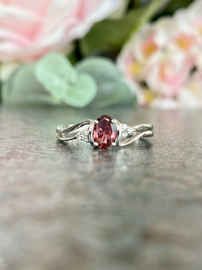 10KT .05ct Diamond and Garnet Gemstone Ring