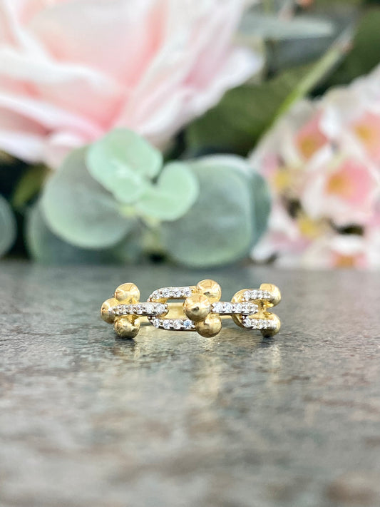 10KT Ladies Gold and CZ Ring
