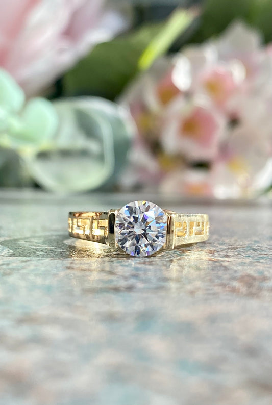 10KT Ladies Gold and CZ Ring