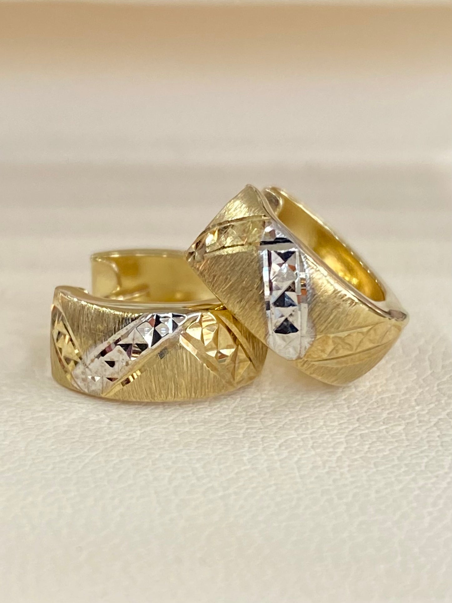 10KT Hoop Earrings