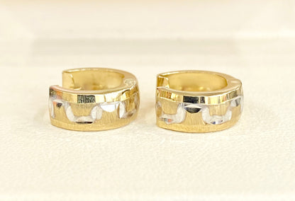 10KT Hoop Earring