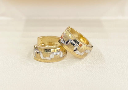 10KT Hoop Earring