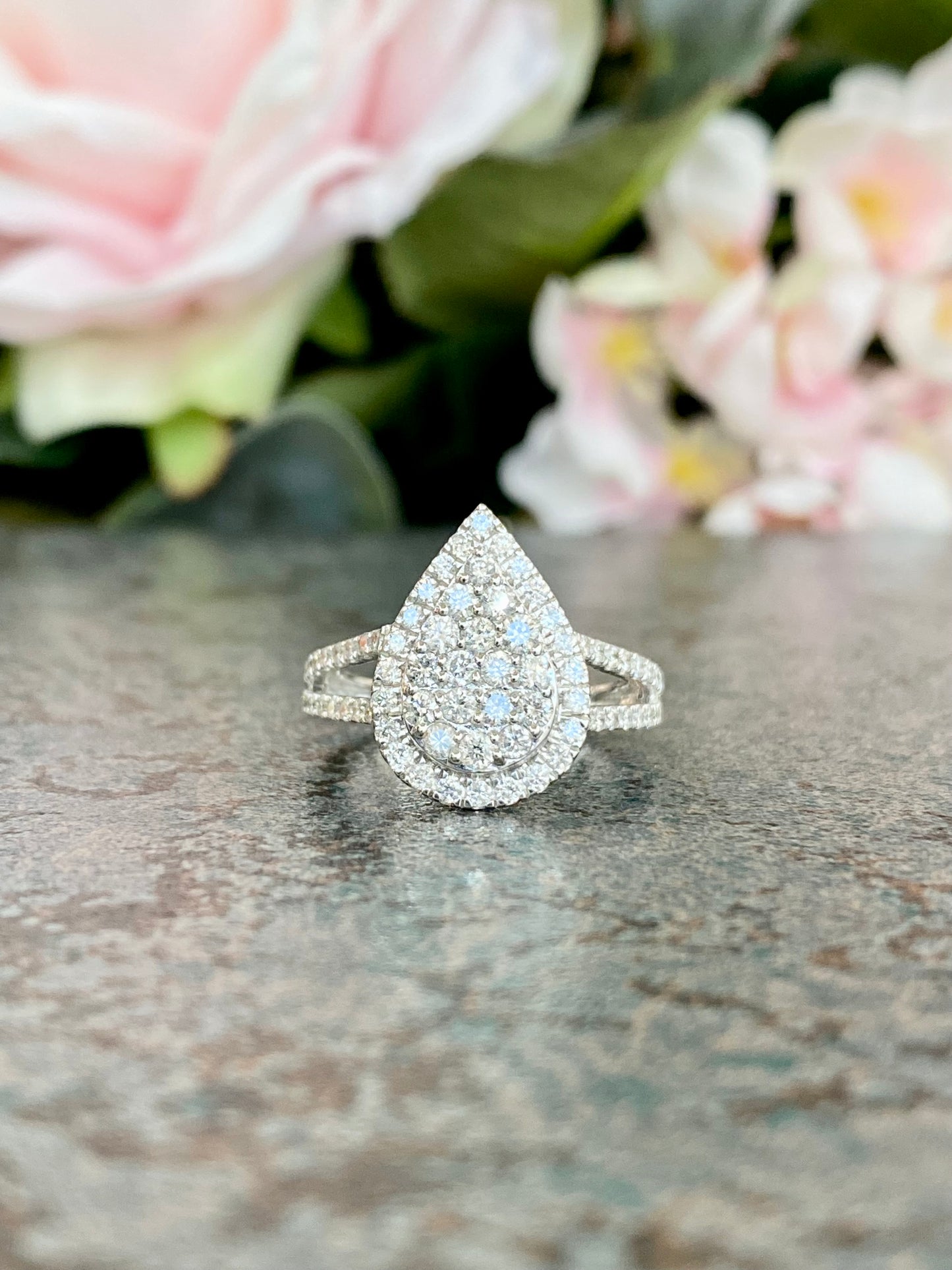 14KT White Gold 1.06TW Pear Engagement Ring