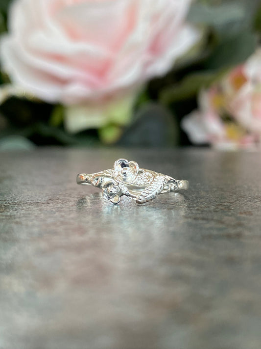 Silver Ladies Heart Ring